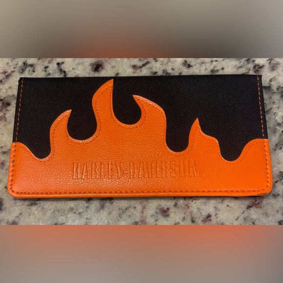 Harley Davidson Flame Wallet/Planner Cover - Picture 1 of 5
